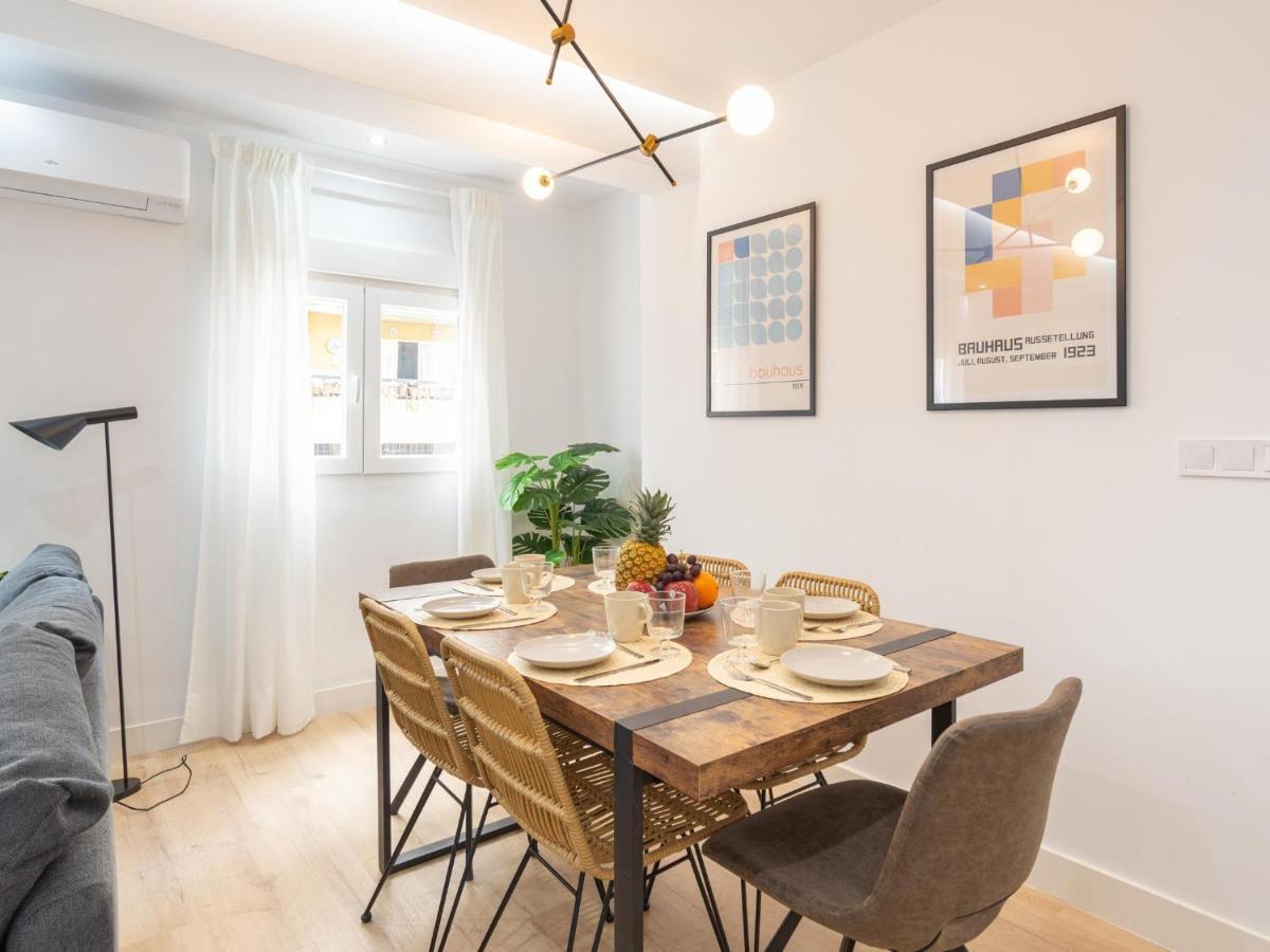 Gorgeous Renovated Apartment 2Br Ac Малага Екстер'єр фото